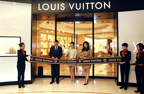 ai louis vuitton|louis vuitton vietnam website.